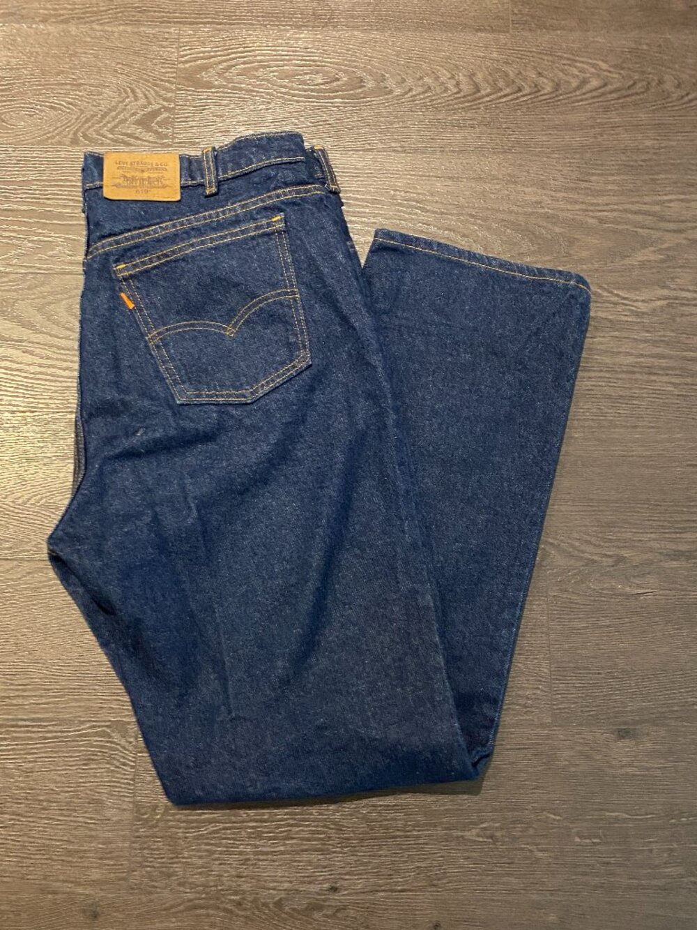 VINTAGE LEVIS 619 ORANGE TAB 38/32 PREOWNED MADE IN CANADA